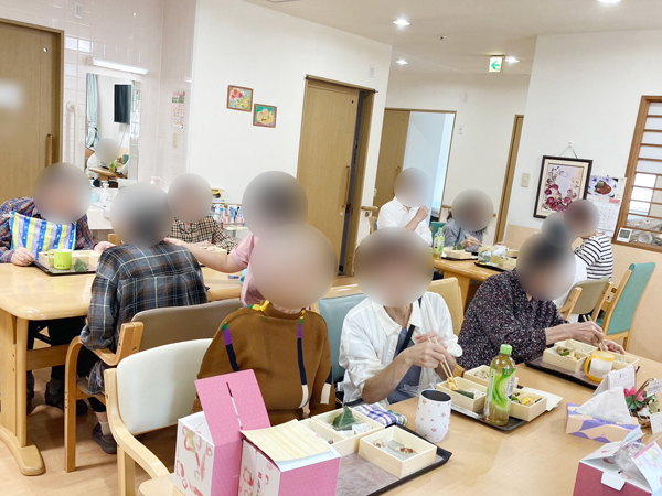 ご家族様とお食事会をしましたのサムネイル画像