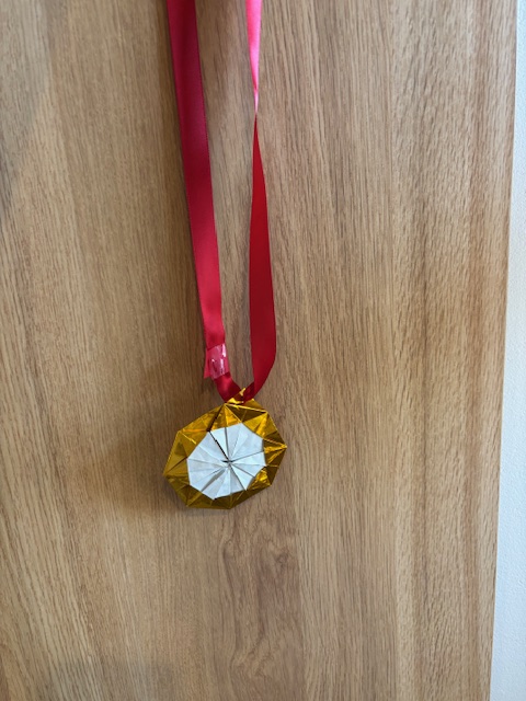 金メダルはこうやって作られるんだなぁ💖💖Σ(･ω･ﾉ)ﾉ！のサムネイル画像