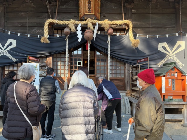 明けまして初詣(⋈◍>◡<◍)。✧♡のサムネイル画像