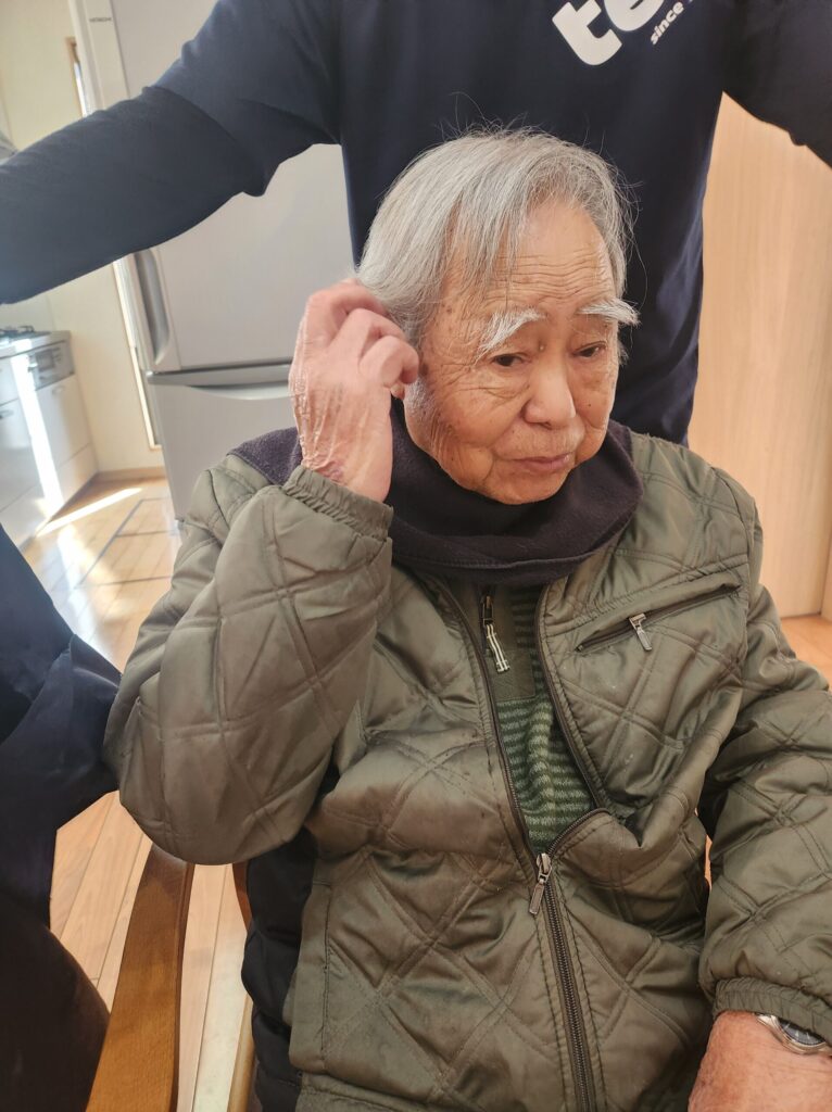 散髪💇💈💇‍♀️のサムネイル画像